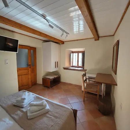 Equus & Cella Villa