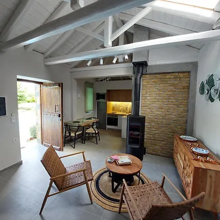 Villa Equus & Cella Koropi