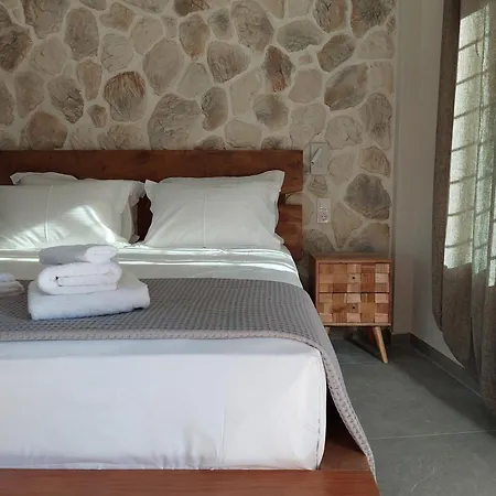 Equus & Cella Villa *